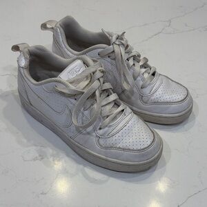 Nike Court Borough Low